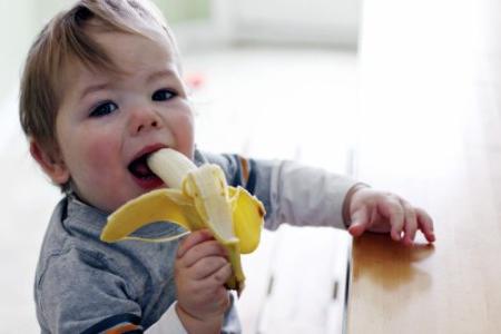 Hur många månader kan jag ge en banan till ett barn?
