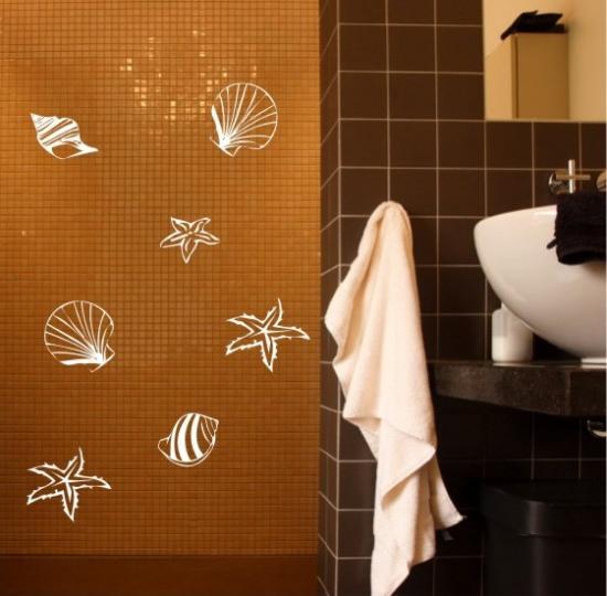 Klistermärken i badrummet - ett sätt att snabbt uppdatera interiören